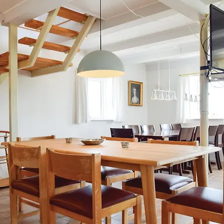 4 Bedroom Lovely In Rudkobing Apartment *